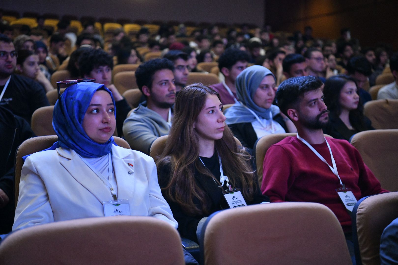 Teknoloji ve Yenilik Zirvesi’nde Gençler Geleceğin Dünyasıyla Buluştu