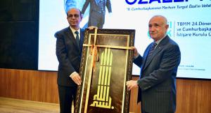 “Özallı Yıllar” Konferansı ile Vizyon, Dönüşüm ve Liderlik Yeniden Gündemde