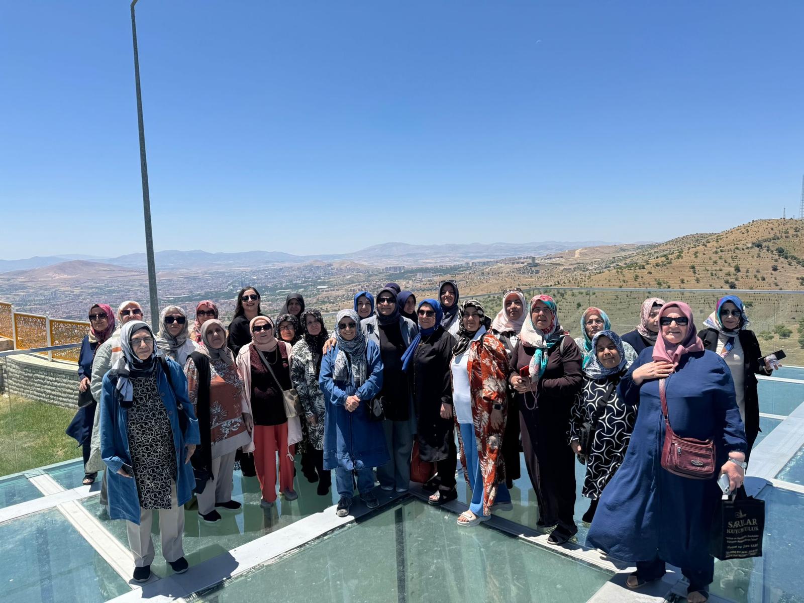 Yeşilyurt Kent Konseyi’nden Elazığ Harput’a Kültürel Gezi