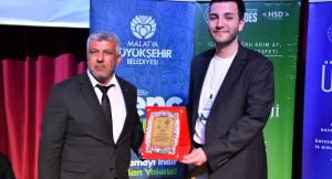 Teknoloji ve Yenilik Zirvesi’nde Gençler Geleceğin Dünyasıyla Buluştu