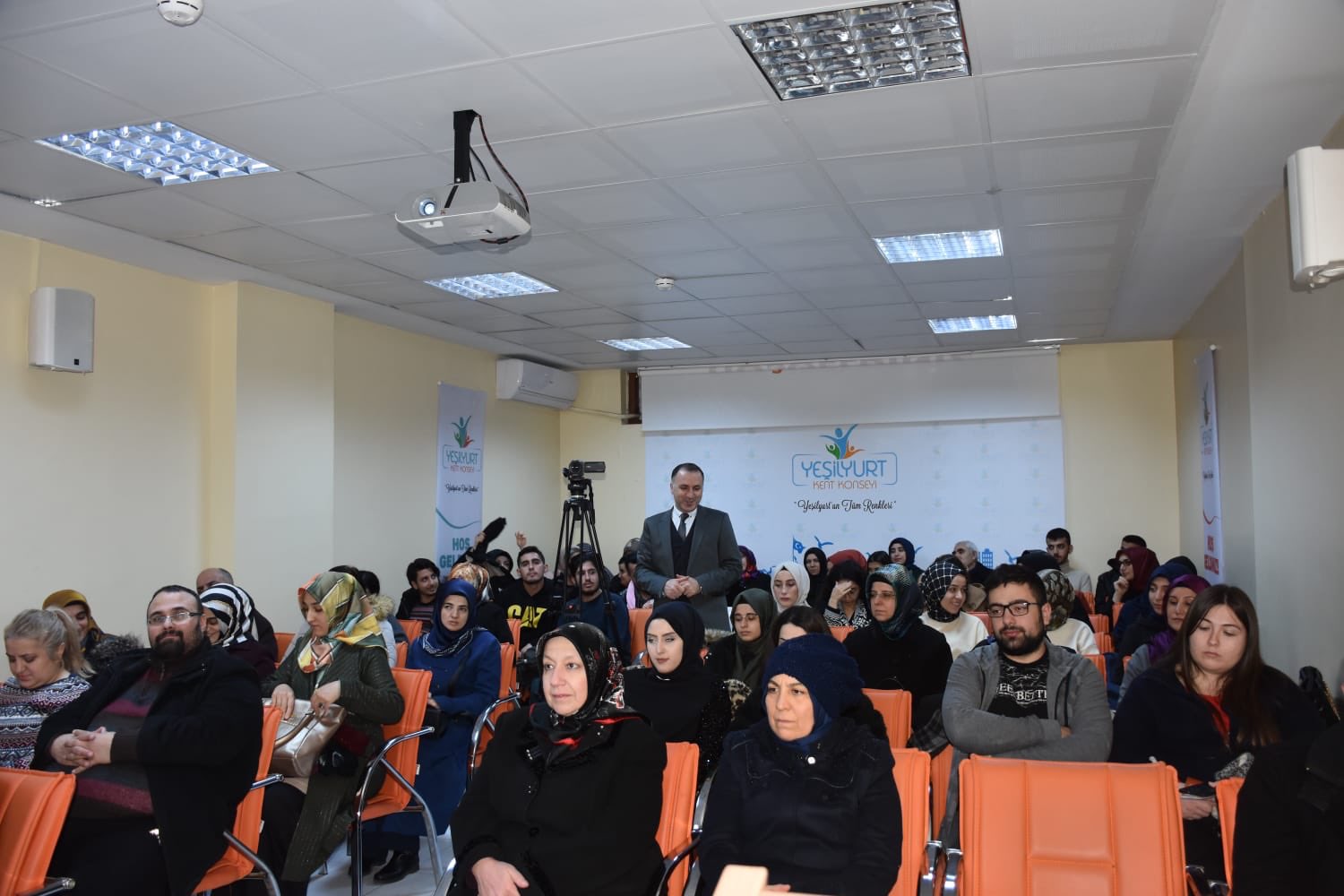 Eğitim Çalışma Grubunun “2. Aile Okulu ve Kişisel Gelişim Seminerleri” başladı.
