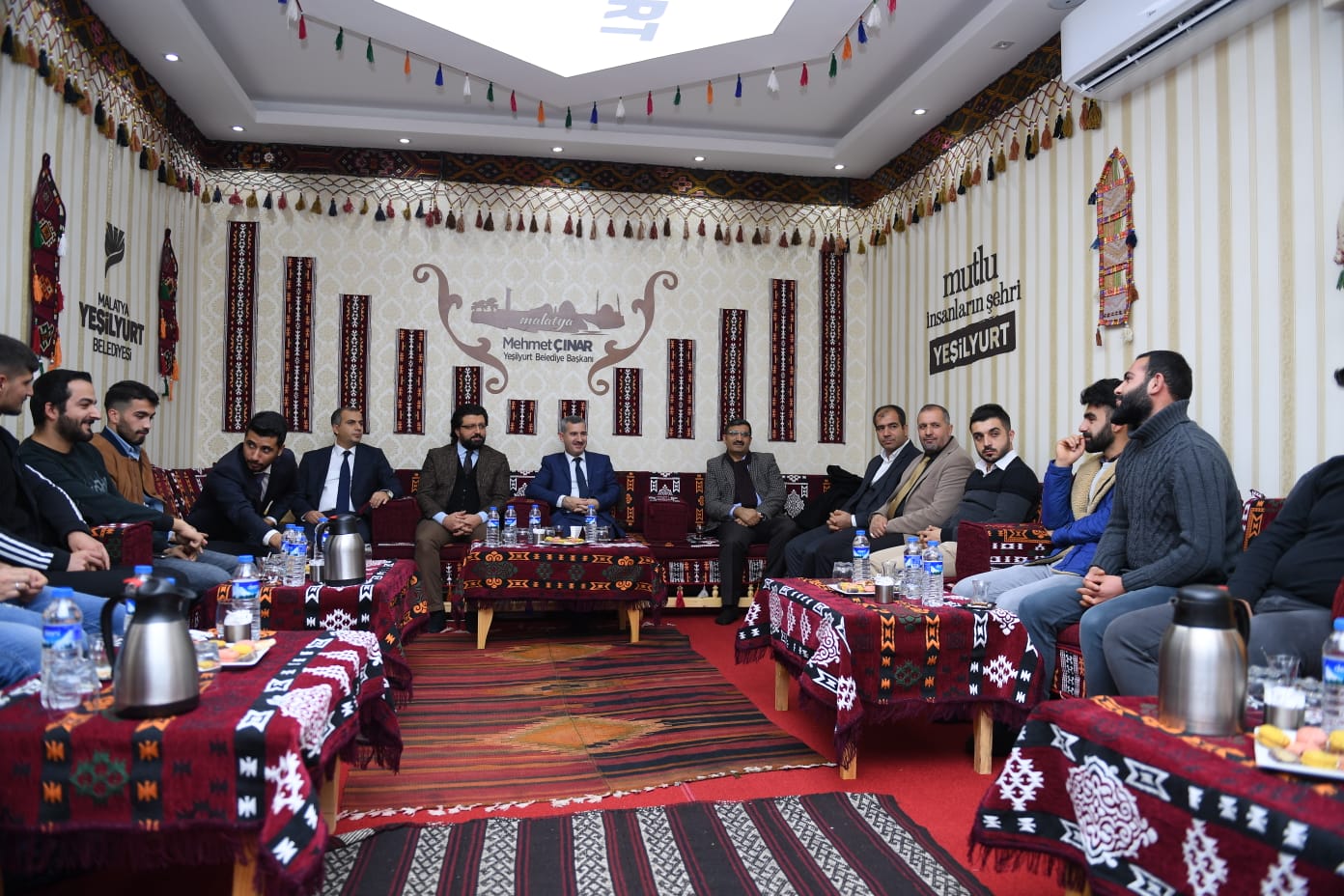 Yerel Yönetim Öğrencileri Yeşilyurt Kent Konseyi Gençlik Meclisi’nce düzenlenen programda Belediye Başkanımız ile biraraya geldi.