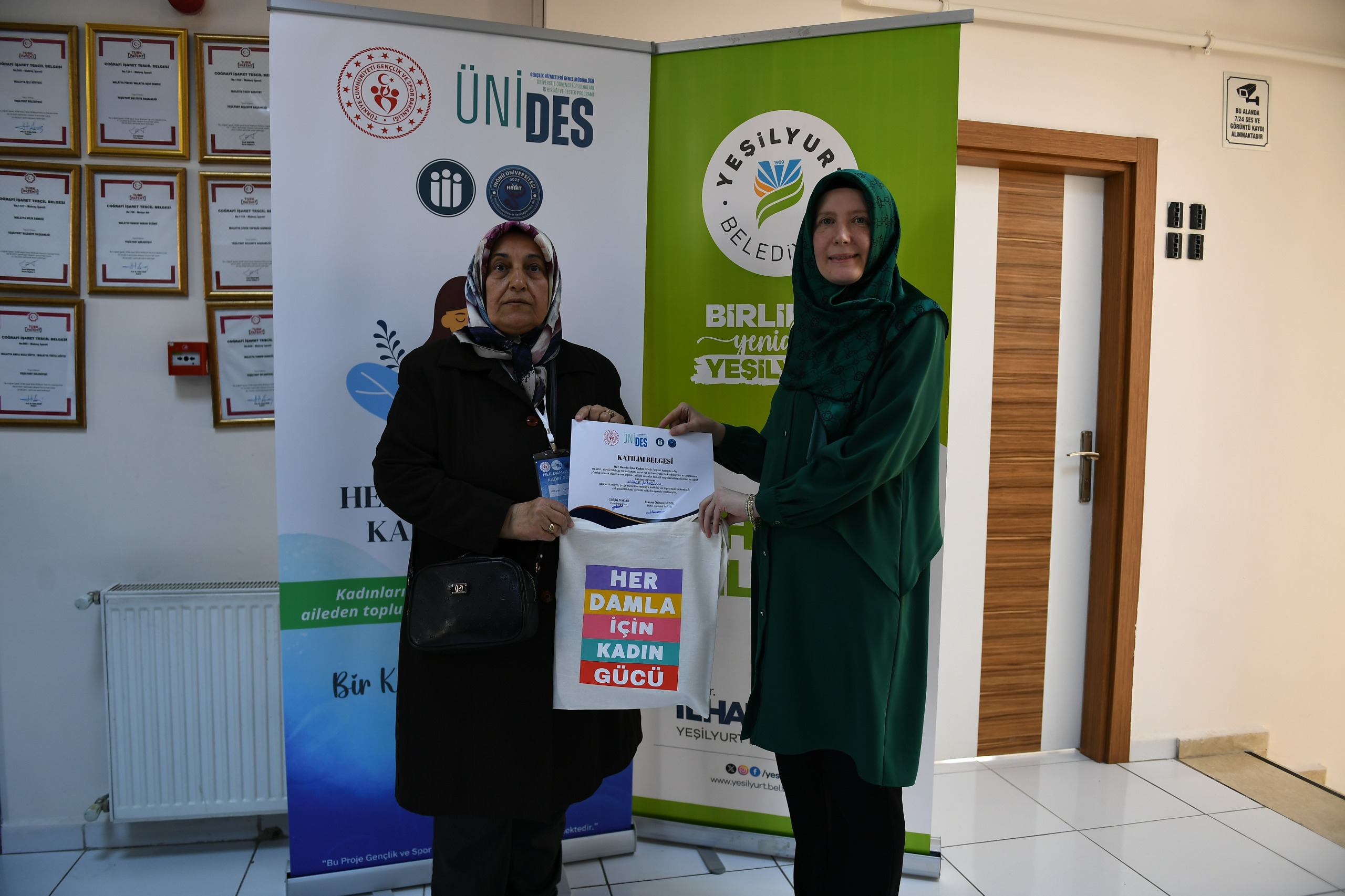 Her Damla İçin Kadın Gücü” projesi kapsamında, suyun bilinçli kullanımı ve tasarrufu konusunda farkındalık oluşturmak amacıyla önemli bir eğitim programı gerçekleştirdik.