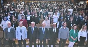 Teknoloji ve Yenilik Zirvesi’nde Gençler Geleceğin Dünyasıyla Buluştu
