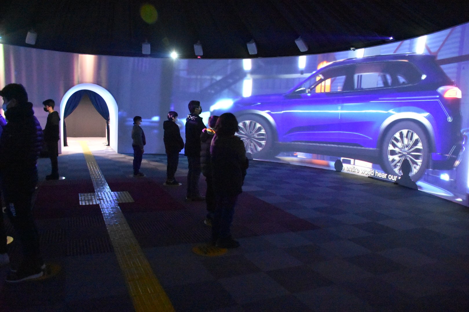 Gençlik Meclisi Gönüllüleri, Dijital Gösterim Merkezini İnceledi