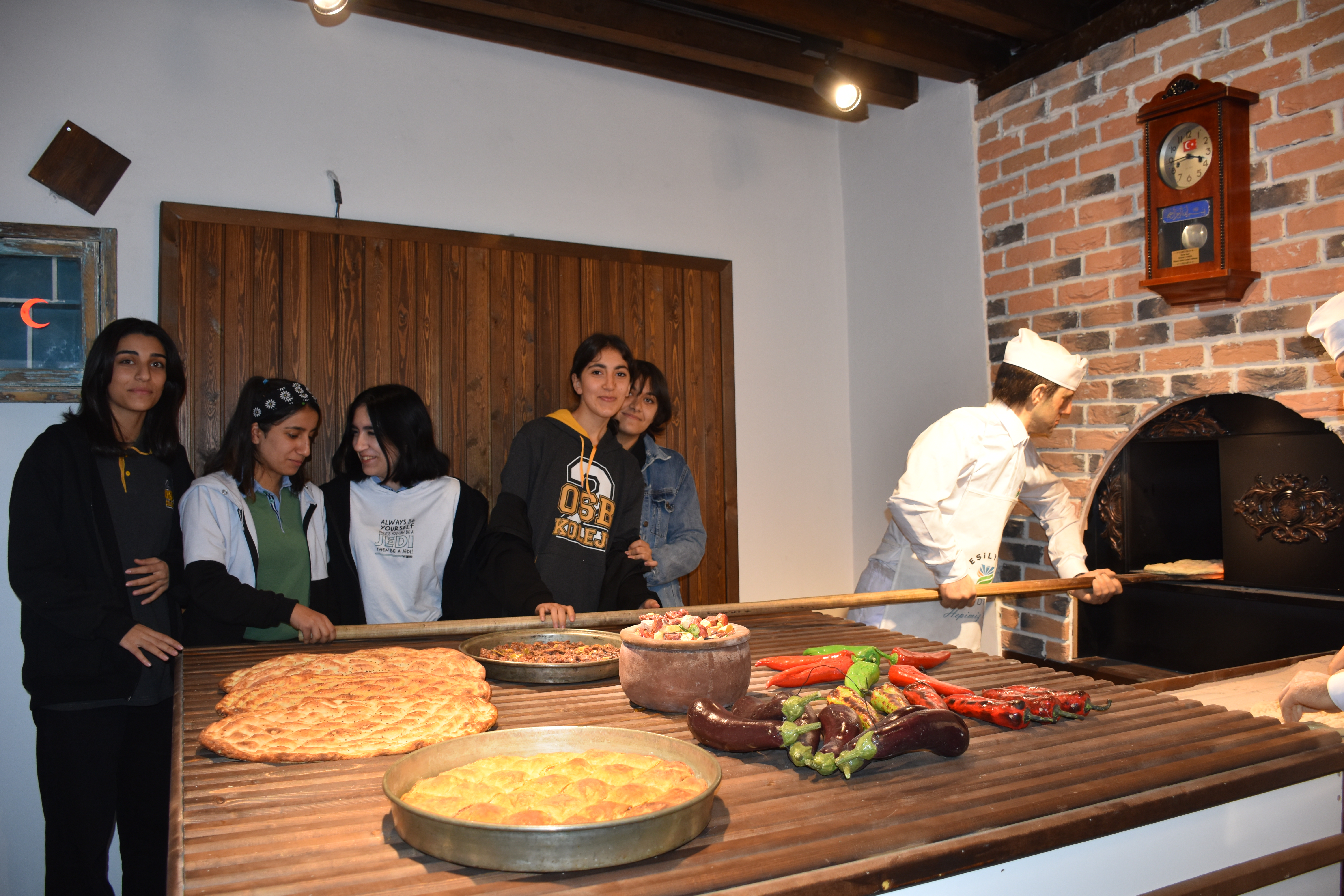 YEŞİLYURT KENT KOSEYİ “GENÇLERLE YEŞİLYURT’UN MİRASINA YOLCULUK” PROJESİ BAŞLATTI.