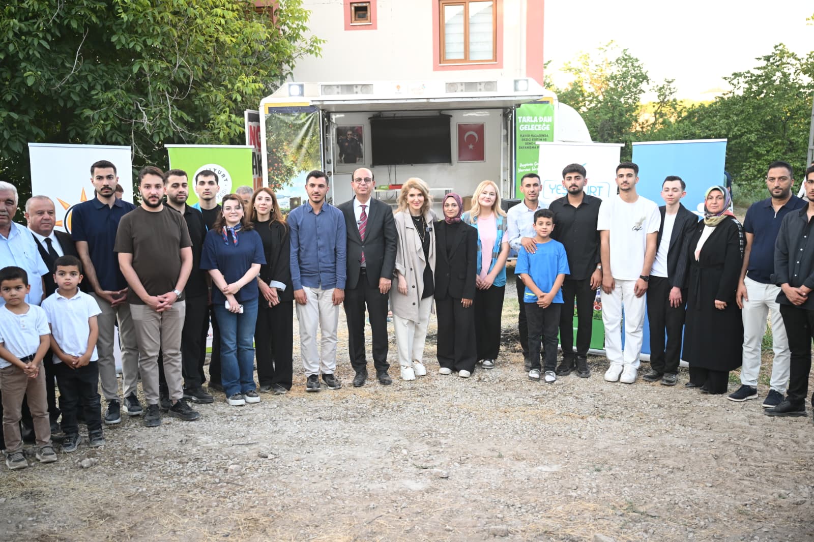 Tarladan Geleceğe Projesi Saman Köyü’nde Gerçekleştirildi