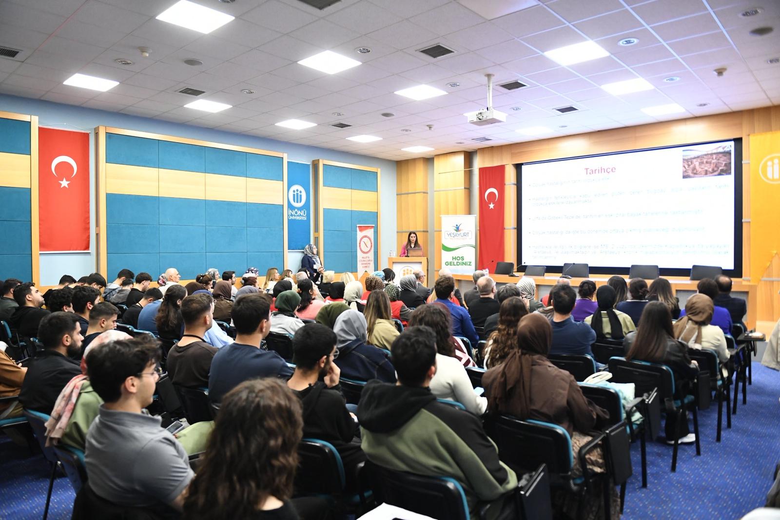 ÇÖLYAKTA BÜTÜNCÜL YAKLAŞIM SEMİNERİ YOĞUN KATILIMLA GERÇEKLEŞTİRİLDİ