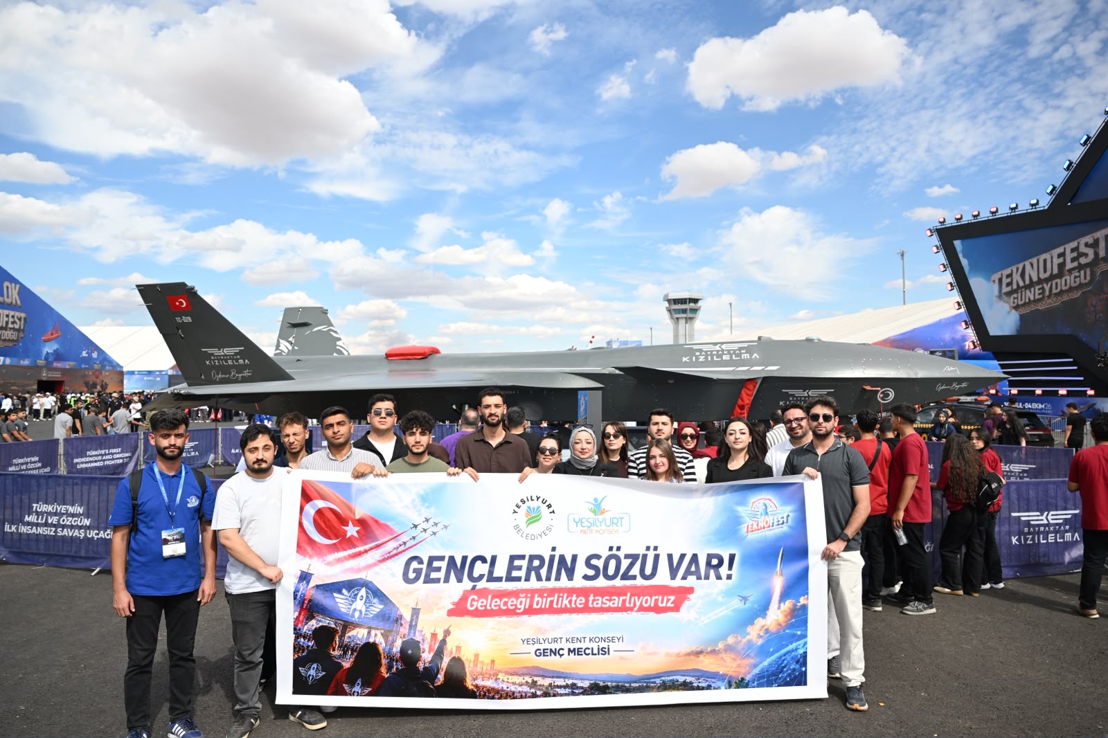 Yeşilyurt Genç Meclisi, TEKNOFEST Şanlıurfa’da Geleceğin Teknolojilerini Yerinde İnceledi.