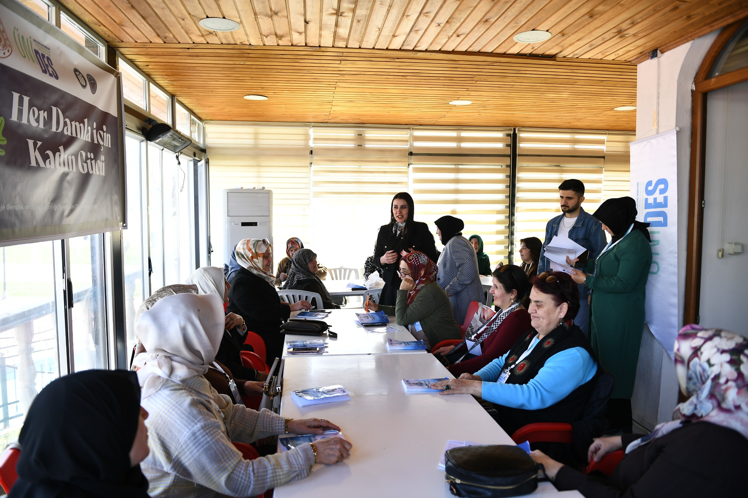 Her Damla İçin Kadın Gücü” projesi kapsamında, suyun bilinçli kullanımı ve tasarrufu konusunda farkındalık oluşturmak amacıyla önemli bir eğitim programı gerçekleştirdik.