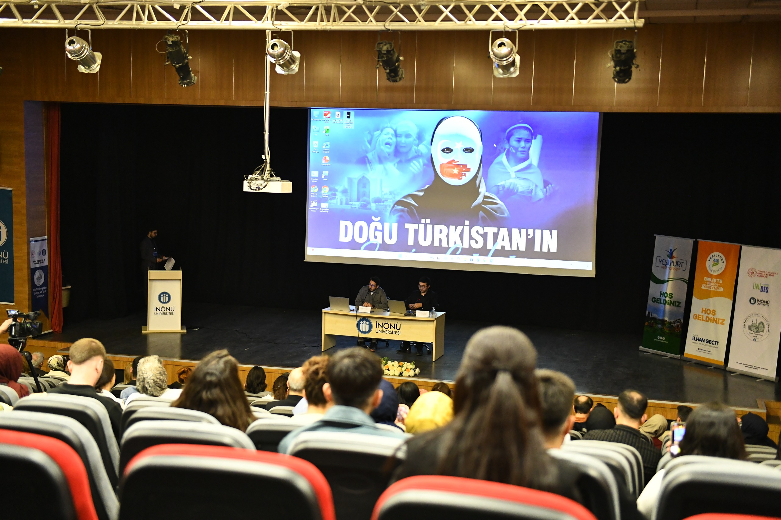 Doğu Türkistan’ın Sessiz Çığlığı Paneli ve Ödül Töreni Gerçekleştirildi