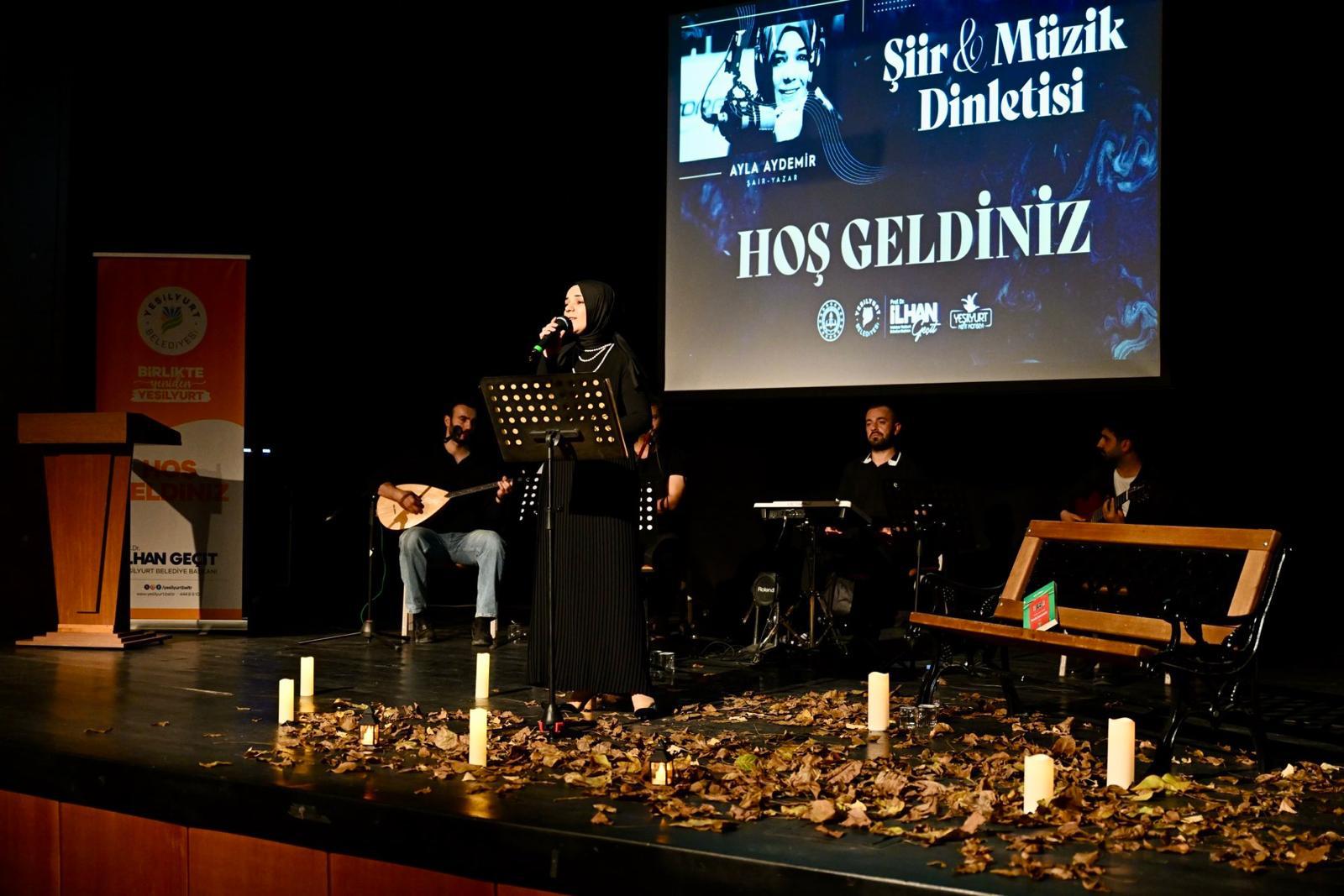 Yeşilyurt’ta “Şiir Ve Müzik Dinletisi” Sanatseverlerden Tam Not Aldı!