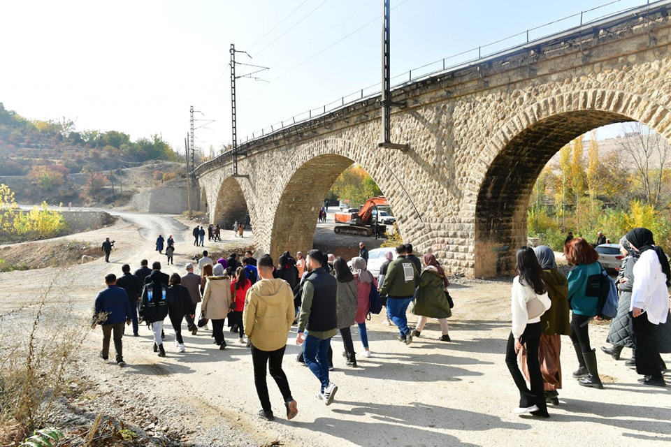'SOSYAL MEDYADAN SOSYAL HAYATA’ PROGRAMI DÜZENLEDİ