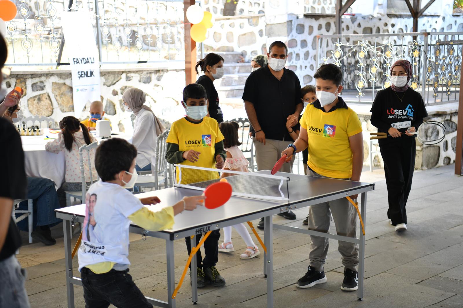 Yeşilyurt’ta Lösemili Çocuklar İçin Dayanışma Şenliği Düzenlendi