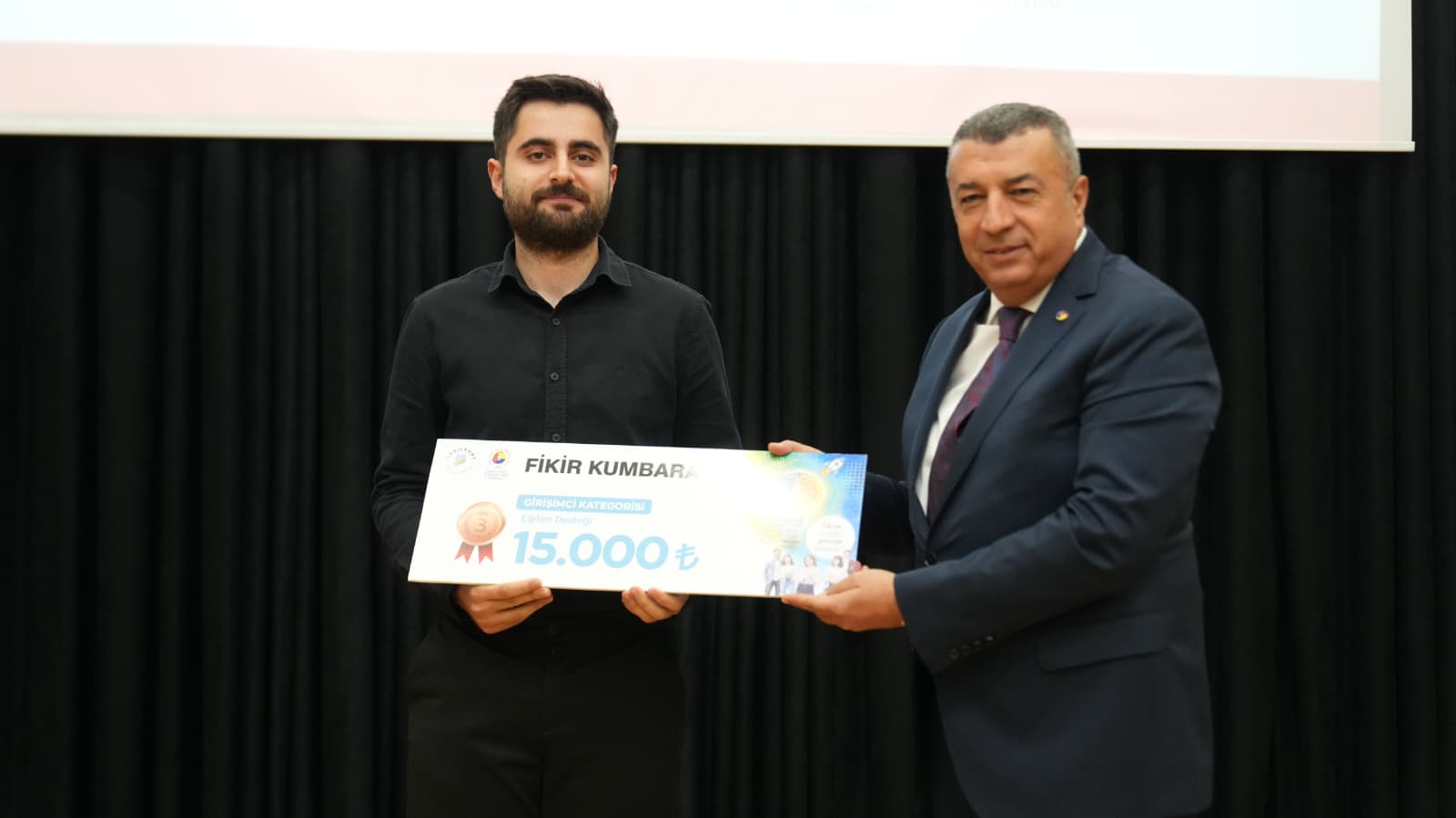 “Genç Girişimcilik Akademisi” İle “Fikir Kumbarası” Projesi Tamamlandı